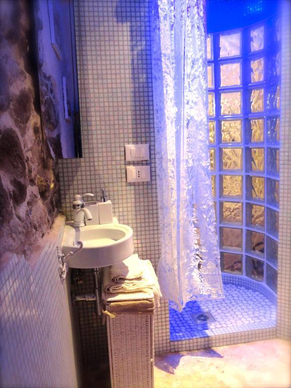 Vistalago Guesthouse เนมี ภายนอก รูปภาพ